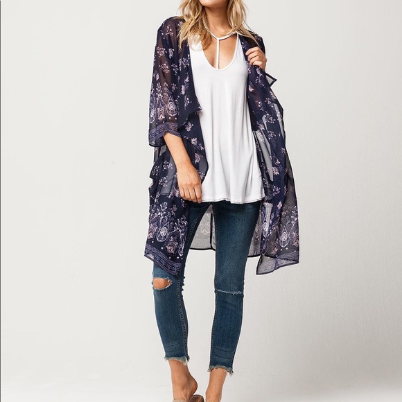 Band of Gypsies Floral Kimono - Picture 1 of 7